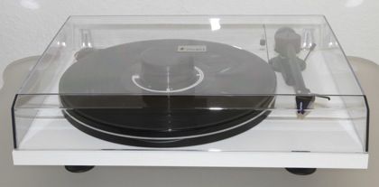 482240180_plattenspieler_turntable_project_essential_premium_basic_phono_usb_ortofon_deltadevice_vinyltauschteller_vinylupgradeplatter_tizoacryl_059_41